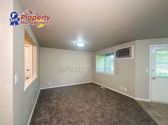 Building Photo - 2839 W Malad St