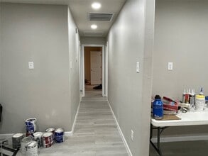 Building Photo - 2122 Lee Rd