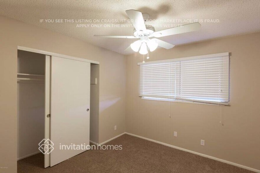Building Photo - 1800 W Mountain View Dr