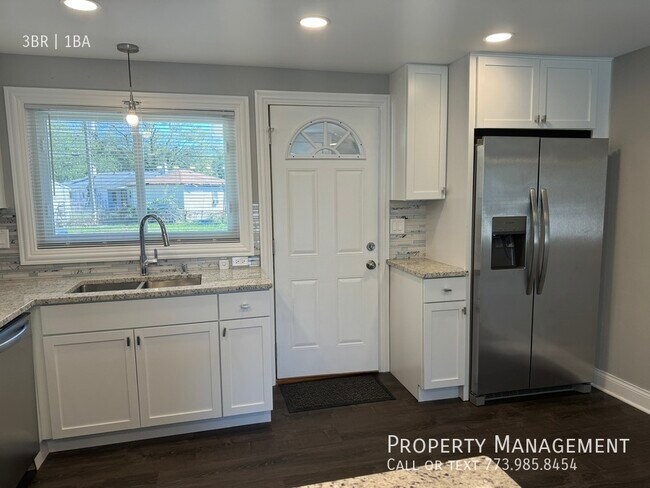 Building Photo - Midlothian Area Completely Updated Ranch H...