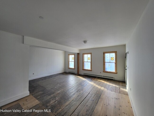 Building Photo - 510 State St