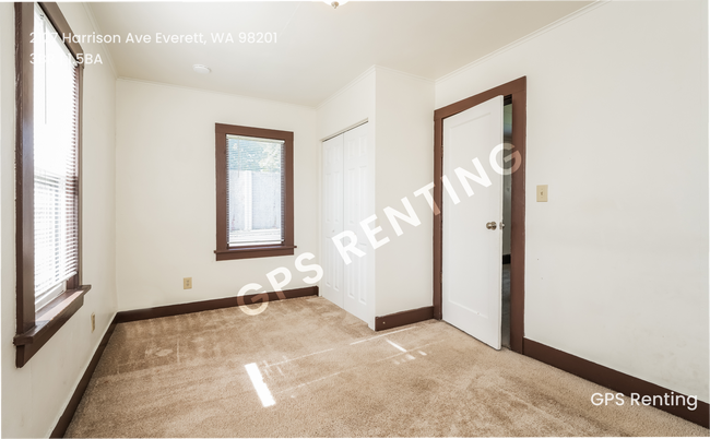 Building Photo - 2127 Harrison Ave