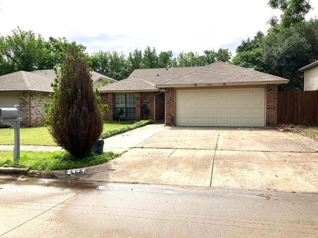 Building Photo - 2404 Sutton Dr