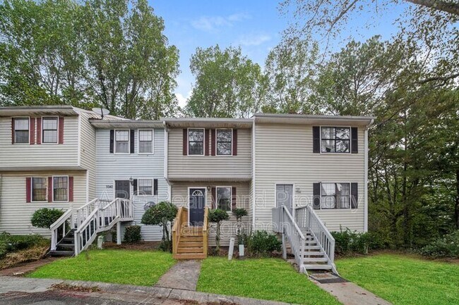 Primary Photo - 7042 Oakhill Cir
