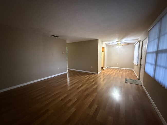 Building Photo - 4800 Rilma Ave