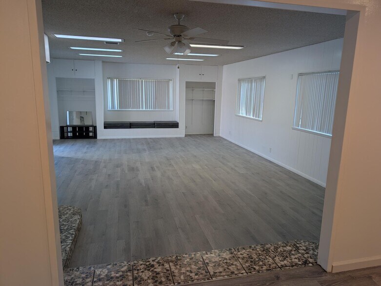 Building Photo - 8223 Cyclamen Way