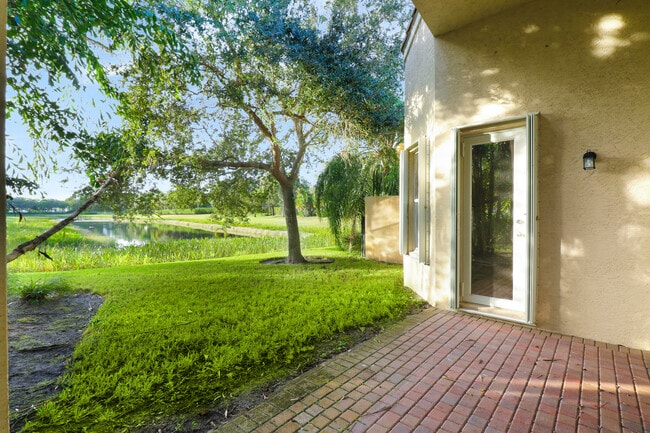 Building Photo - 11351 Majestic Acres Terrace