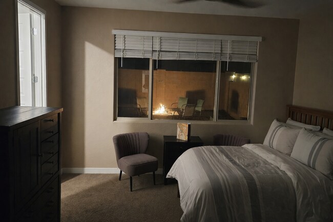 Building Photo - 9820 E Tupelo Ave