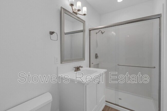 Building Photo - 176 Raven Cir