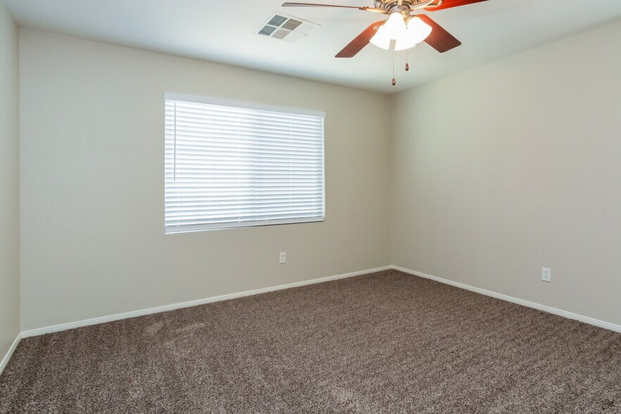 Building Photo - 1848 Arrow Stone Ct