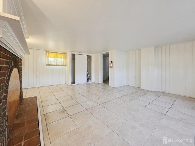 Building Photo - 205 Ashland Rd