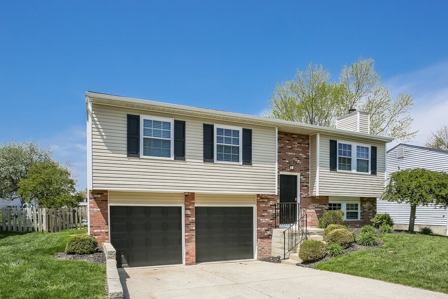 Building Photo - 3524 En-Joie Dr