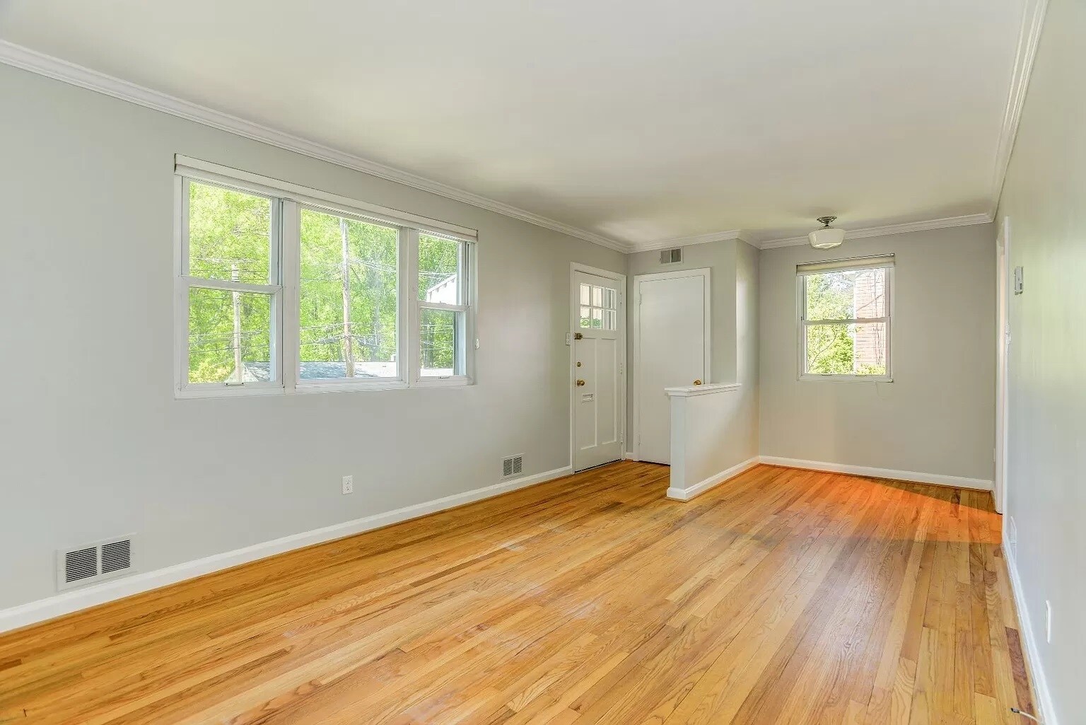 Building Photo - 3317 Glenway Dr