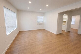 Building Photo - 255 NW 32nd St