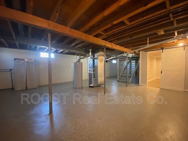 Building Photo - 4317 Wabash Dr