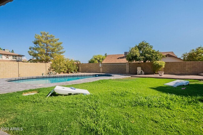 Building Photo - Beautiful full furnished home in desirable North Scottsdale