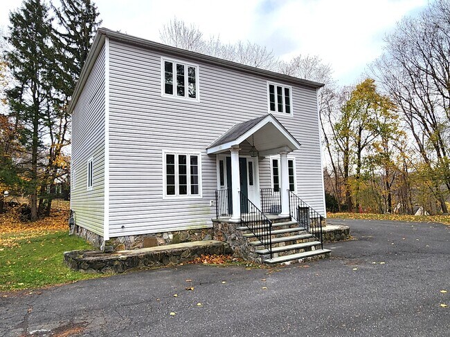 Building Photo - 157 Ball Pond Rd