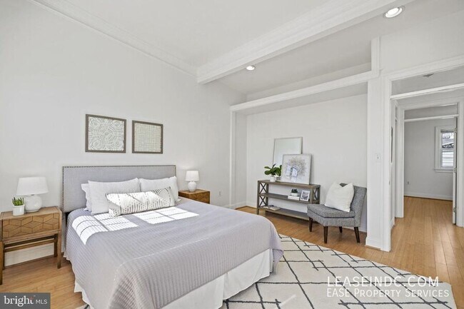 Building Photo - 21 Q St NW