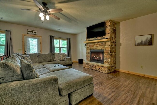 Building Photo - 298 Spindrift Ct