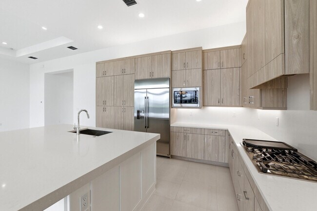 Building Photo - 9008 Corsican Finch Ct