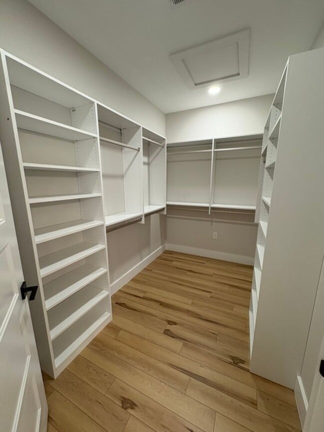 Building Photo - 1038 Patriot Landing Dr
