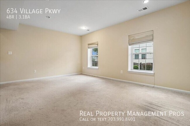 Building Photo - 634 Village Pkwy