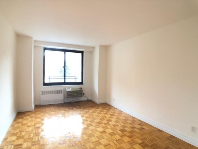 Building Photo - 1 bedroom in New York NY 10037