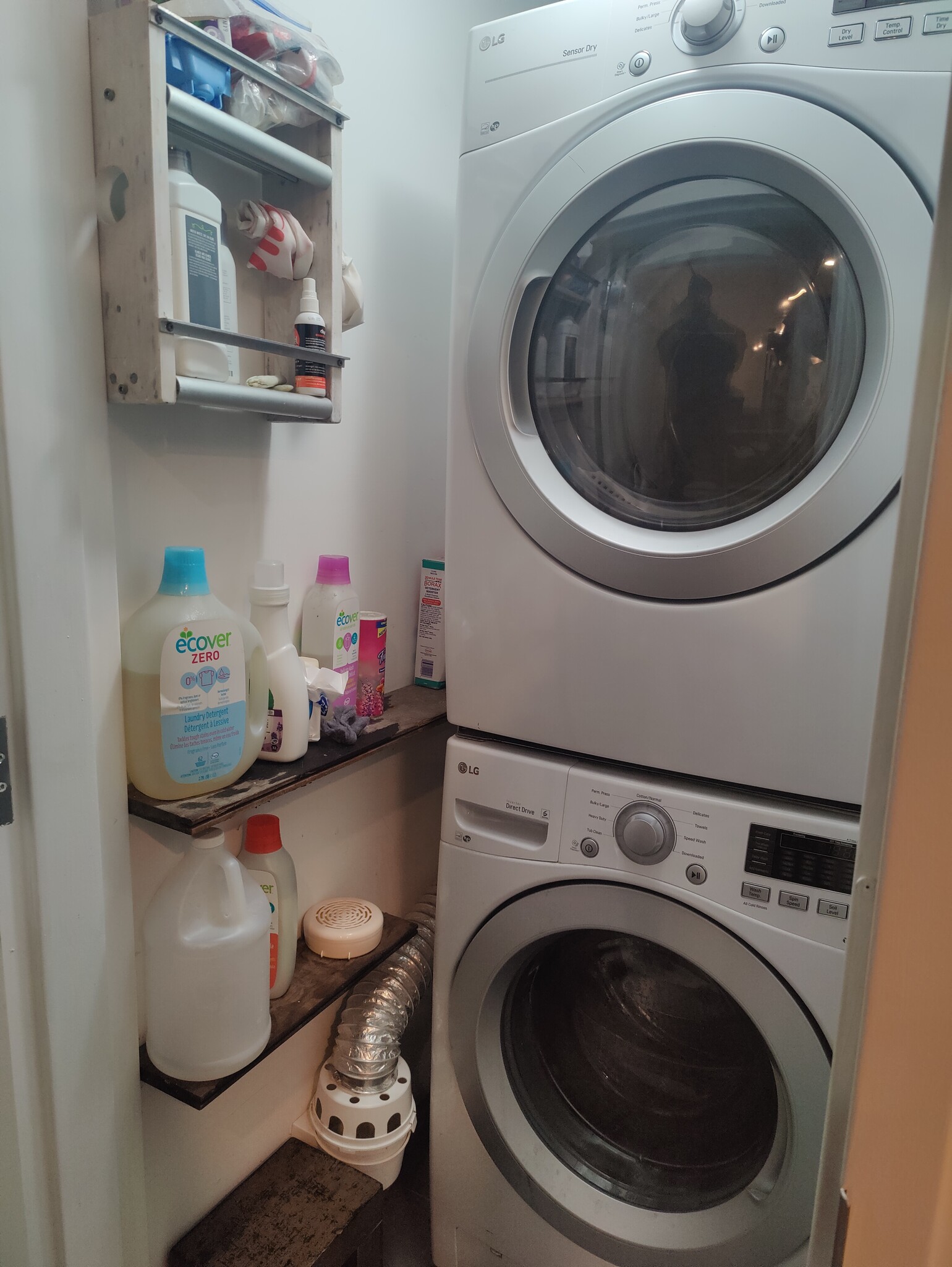 Washer / Dryer - 668 Halsey St