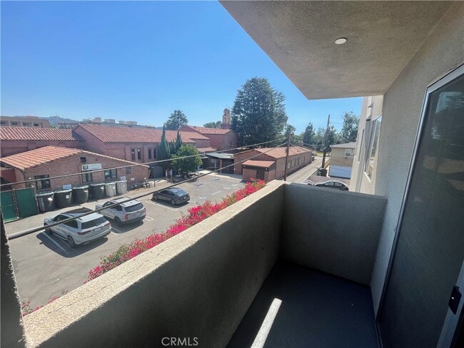 Building Photo - 11312 Huston St