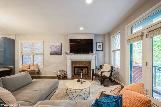 Building Photo - 1511 N Hudson Ave