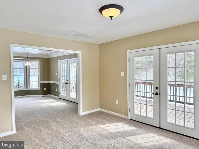 Building Photo - 31 Willowmere Ct