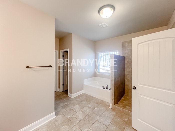 Building Photo - 240 Cecil Way