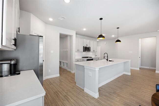 Building Photo - 108 Yellow Perch Wy