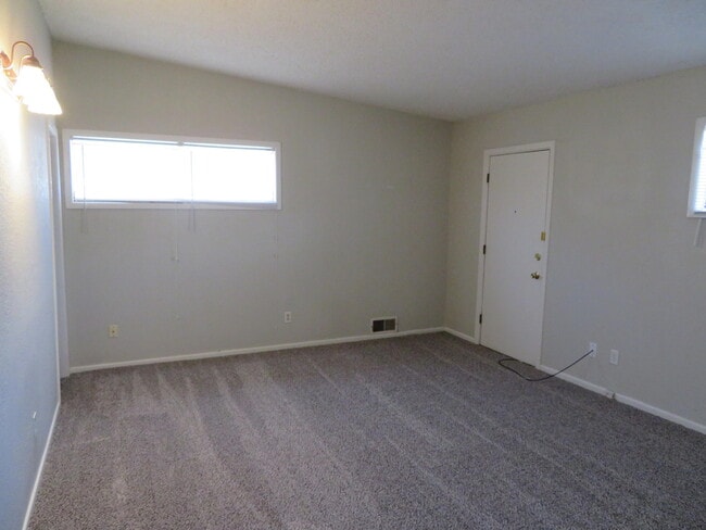 Building Photo - 4420 44th St