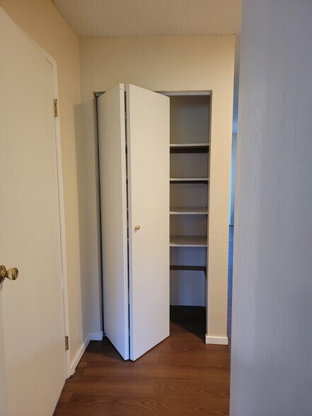 Building Photo - 14124 74th Pl NE