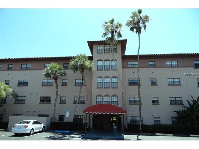 Building Photo - 6100 Gulfport Blvd S