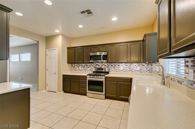 Building Photo - 2672 Dirleton Pl