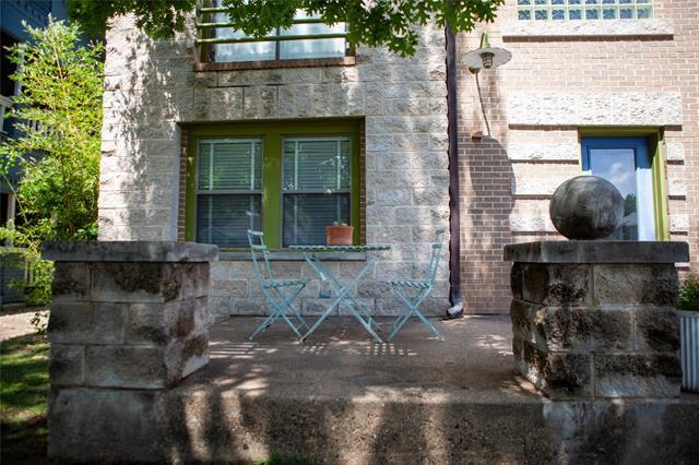 Building Photo - 5837 Velasco Ave