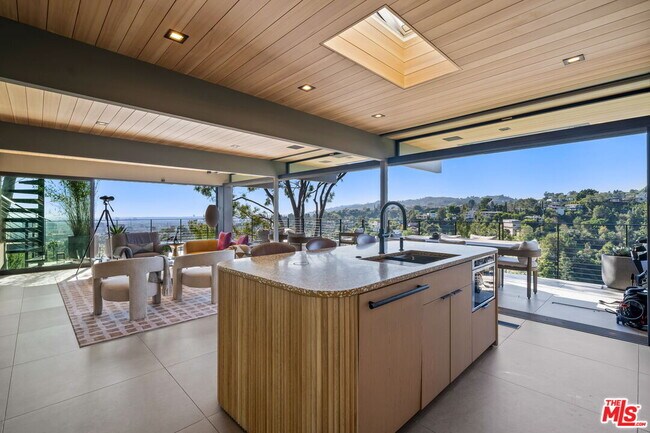 Building Photo - 5671 Spreading Oak Dr