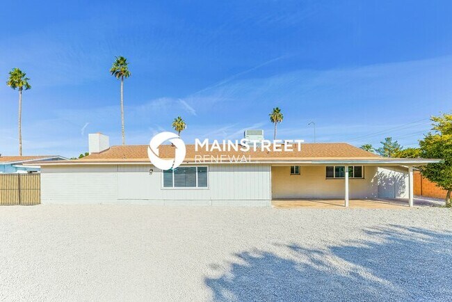 Building Photo - 3 Bedroom Pet-Friendly Home in MESA, AZ with Main Street Renewal