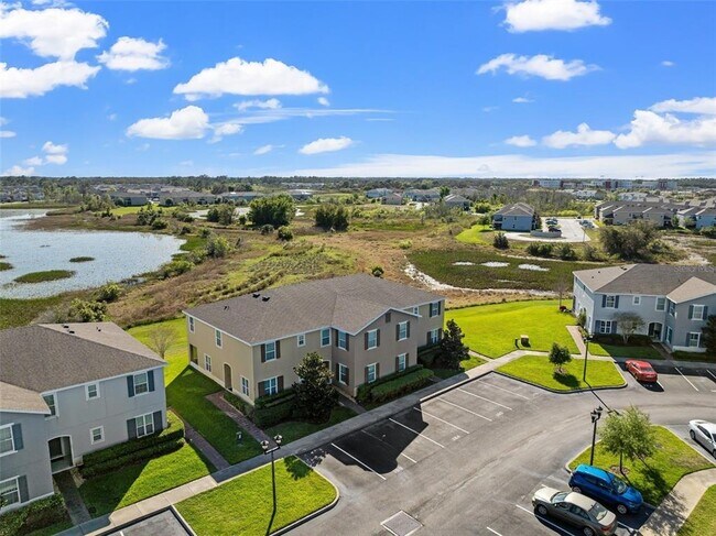 Building Photo - 184 Primrose Dr