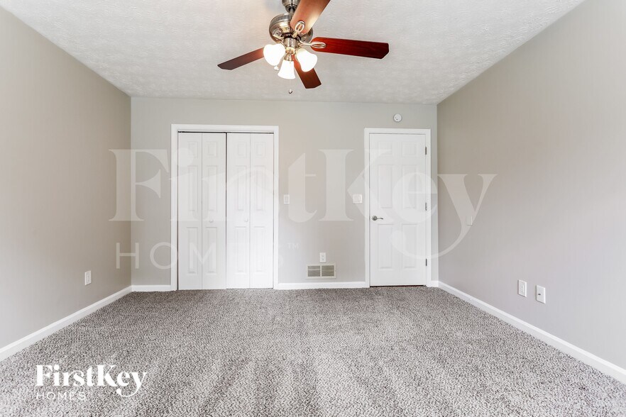 Building Photo - 2097 Blackberry Cir