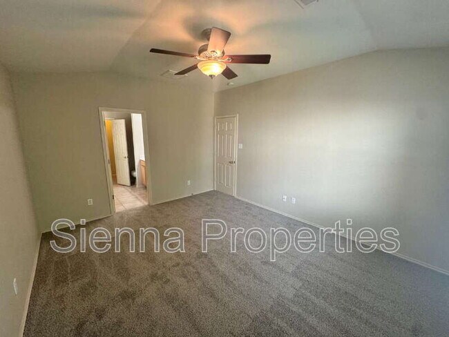 Building Photo - 11310 Jim Thorpe Ln