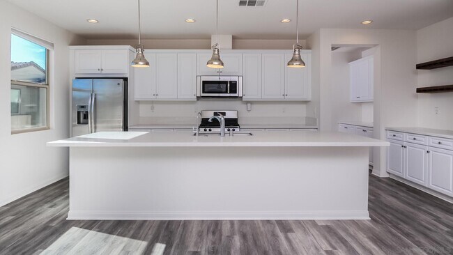 Building Photo - 1167 Calle Obsidiana