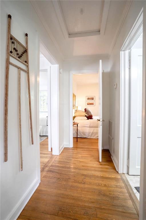 Building Photo - 883 Amsterdam Ave NE