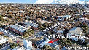 Building Photo - 143 E Woodlawn Ave
