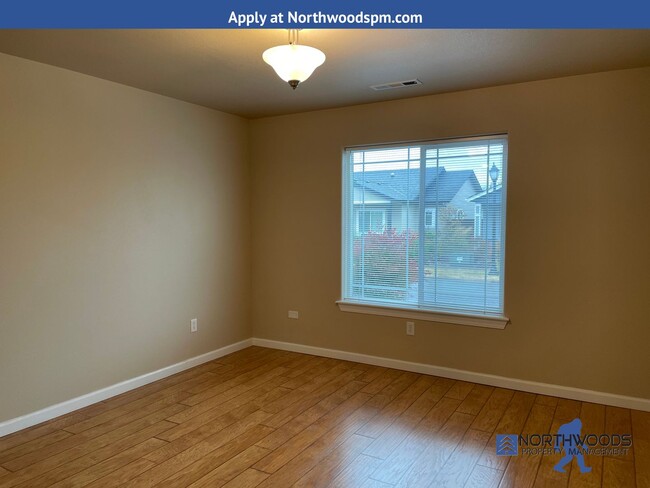 Building Photo - Very Nice 2 Bedroom 2 Bath Condo in a 55 P...