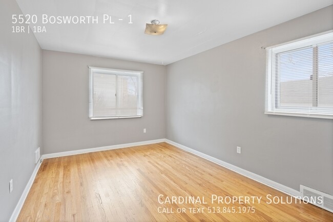 Building Photo - Charming & Spacious 1-Bedroom in Pleasant ...