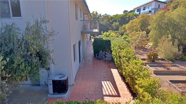Building Photo - 33325 Pacific Coast Hwy