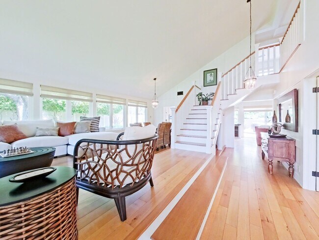 Building Photo - Long / Short term FURNISHED rental - Resort-Style 3 Bedroom Home with Casita